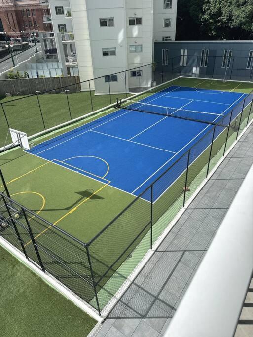 Stunning 3 Bd - 2 Bth City Apt - Pool & Carpark 오클랜드 외부 사진