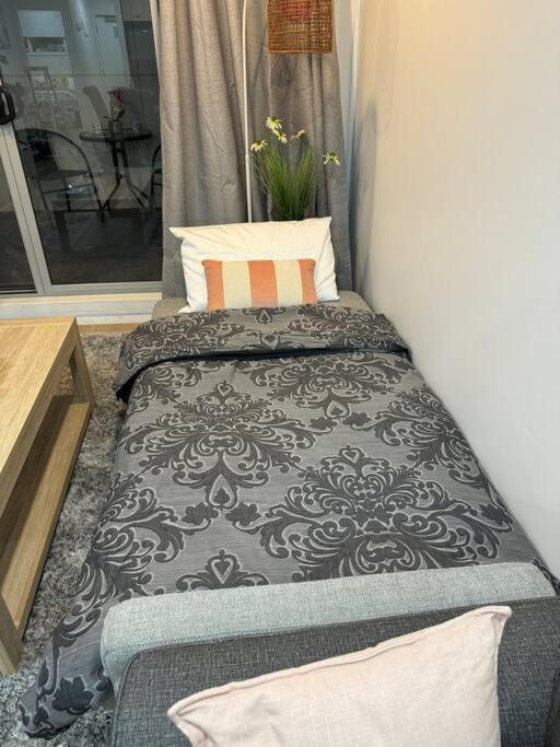Stunning 3 Bd - 2 Bth City Apt - Pool & Carpark 오클랜드 외부 사진