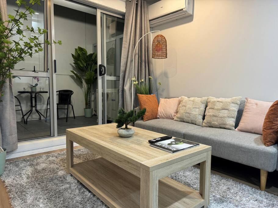 Stunning 3 Bd - 2 Bth City Apt - Pool & Carpark 오클랜드 외부 사진