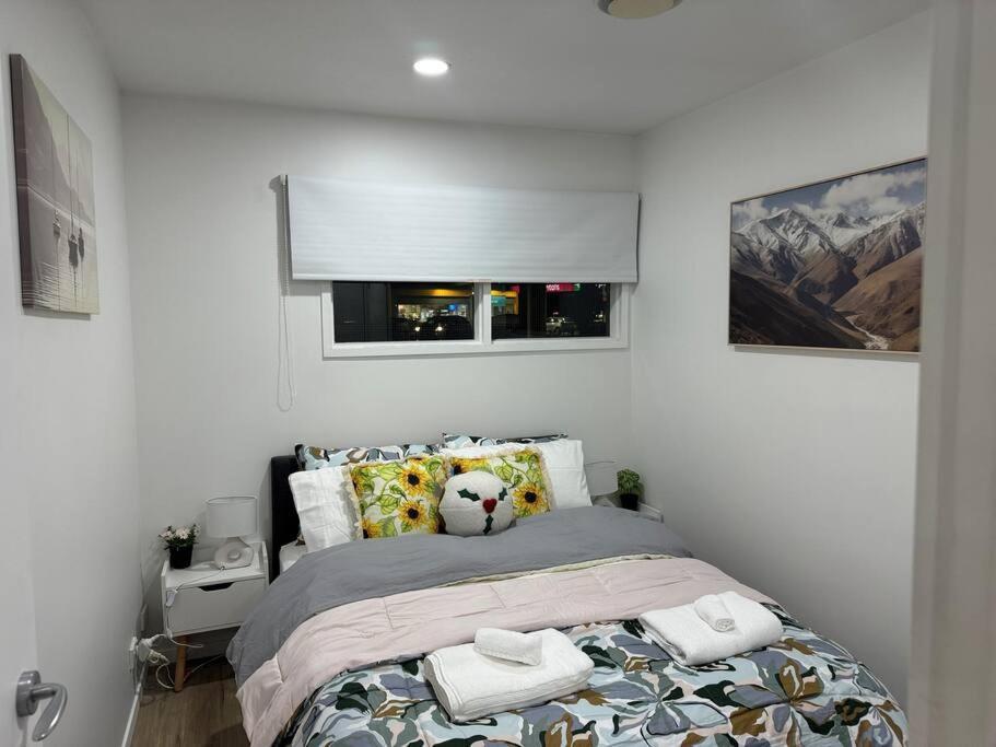Stunning 3 Bd - 2 Bth City Apt - Pool & Carpark 오클랜드 외부 사진