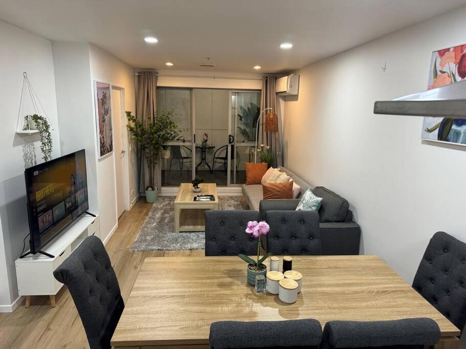 Stunning 3 Bd - 2 Bth City Apt - Pool & Carpark 오클랜드 외부 사진