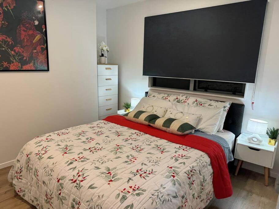 Stunning 3 Bd - 2 Bth City Apt - Pool & Carpark 오클랜드 외부 사진