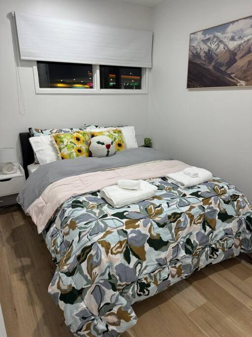 Stunning 3 Bd - 2 Bth City Apt - Pool & Carpark 오클랜드 외부 사진